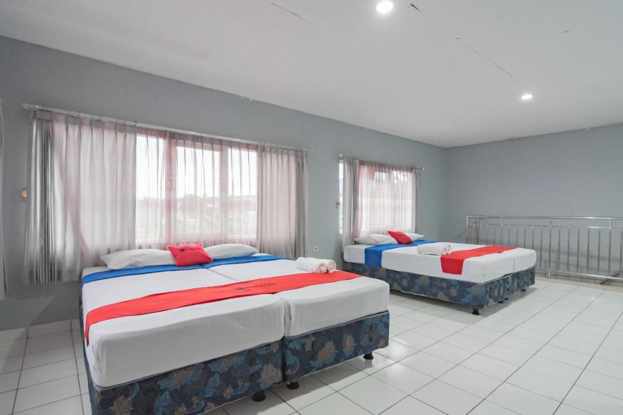 Reddoorz At Jalan Raya Lembang Hotel Padasul Exterior photo