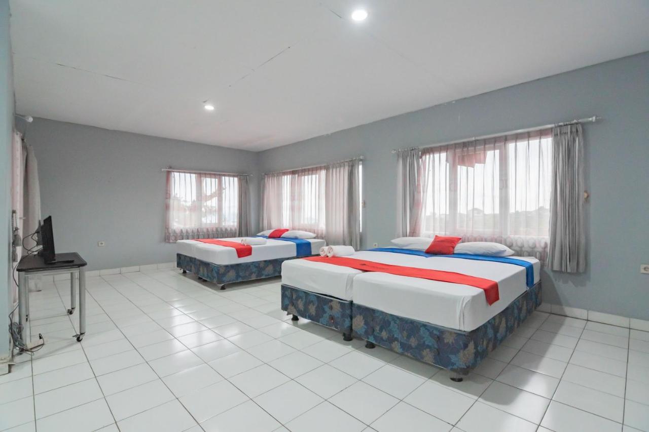 Reddoorz At Jalan Raya Lembang Hotel Padasul Exterior photo